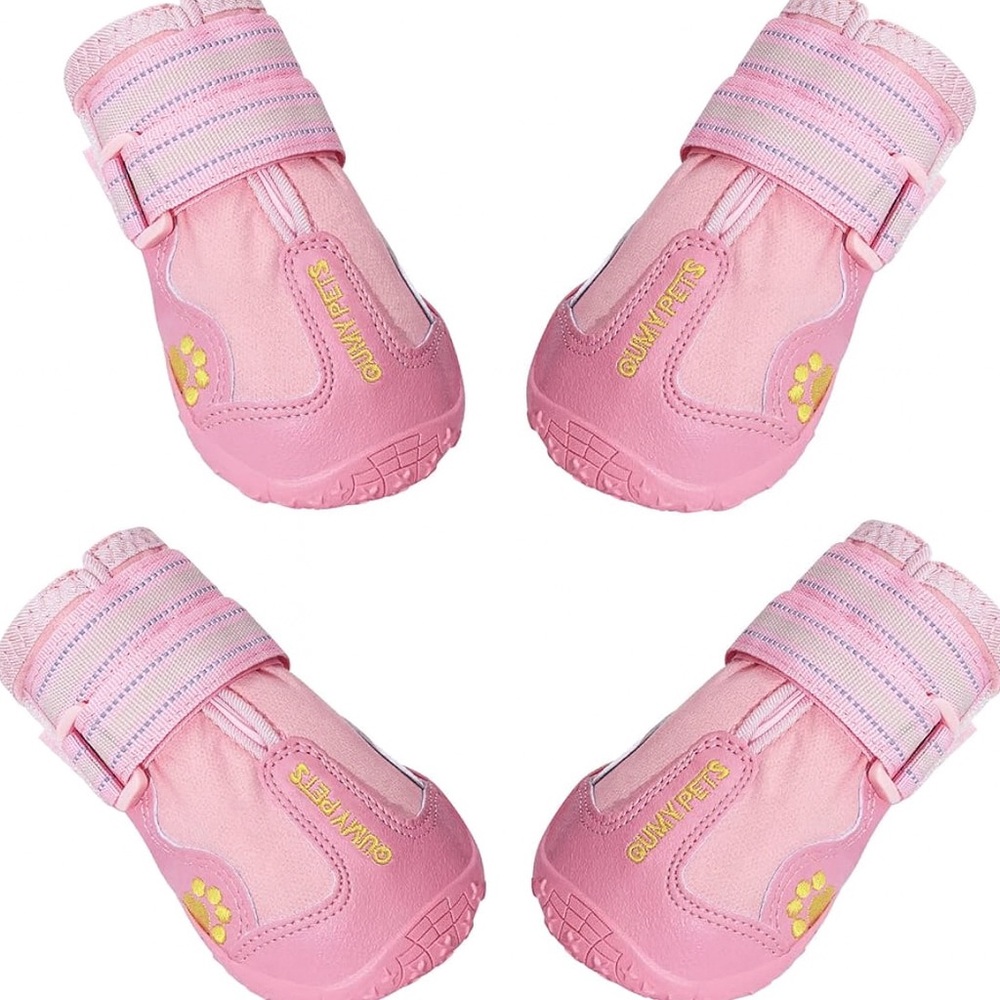 QUMY Pink Dog Boots Size 6 (brand new)